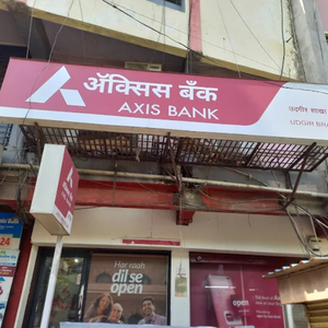 axis bank