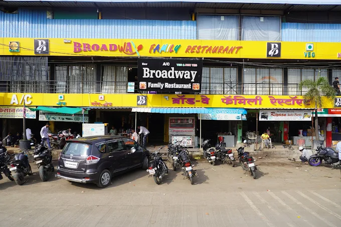 New Broadway Family Restaurant